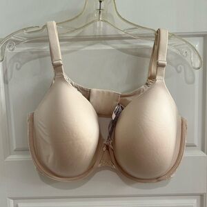 Victoria Secrets Body by Victoria lined perfect coverage bra.